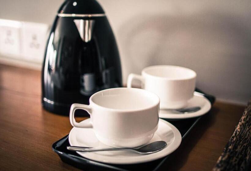 اتاق لوکس, Point Boutique