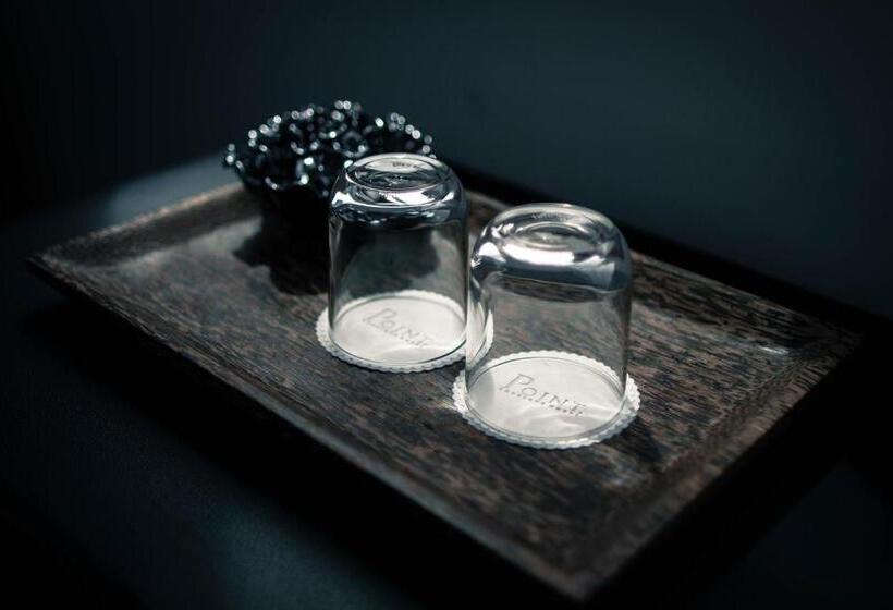 سوئیت با تخت بزرگ, Point Boutique