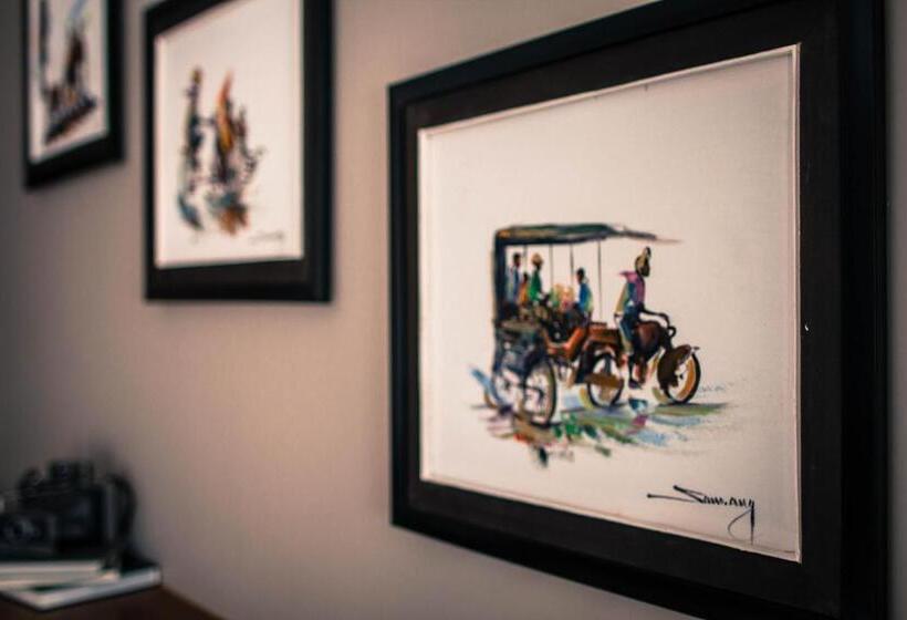 سوئیت با تخت بزرگ, Point Boutique