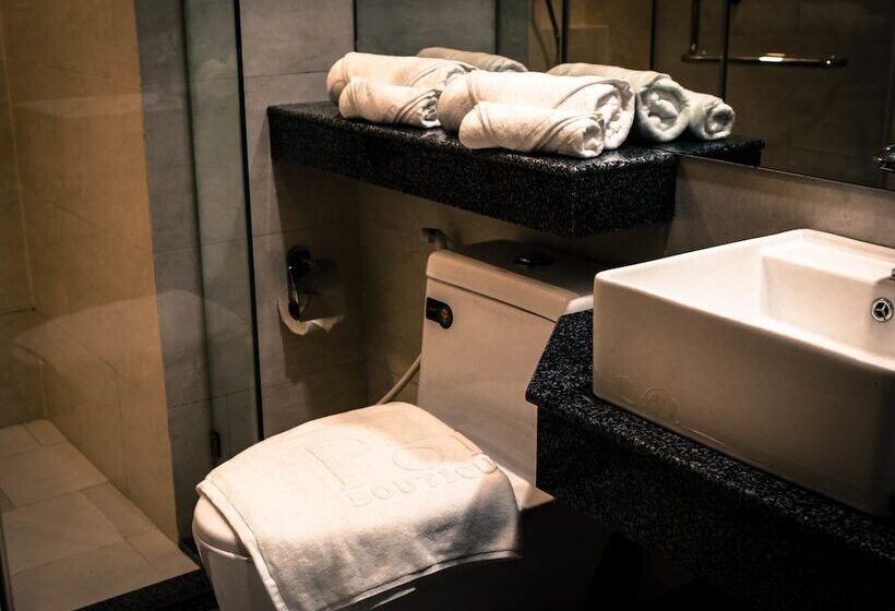 سوییت جونیور, Point Boutique