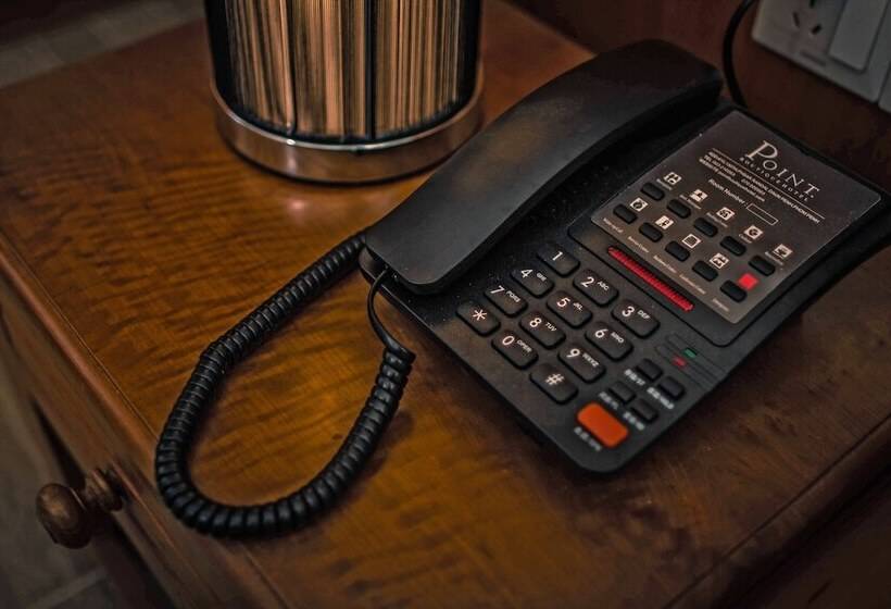 سوییت جونیور, Point Boutique