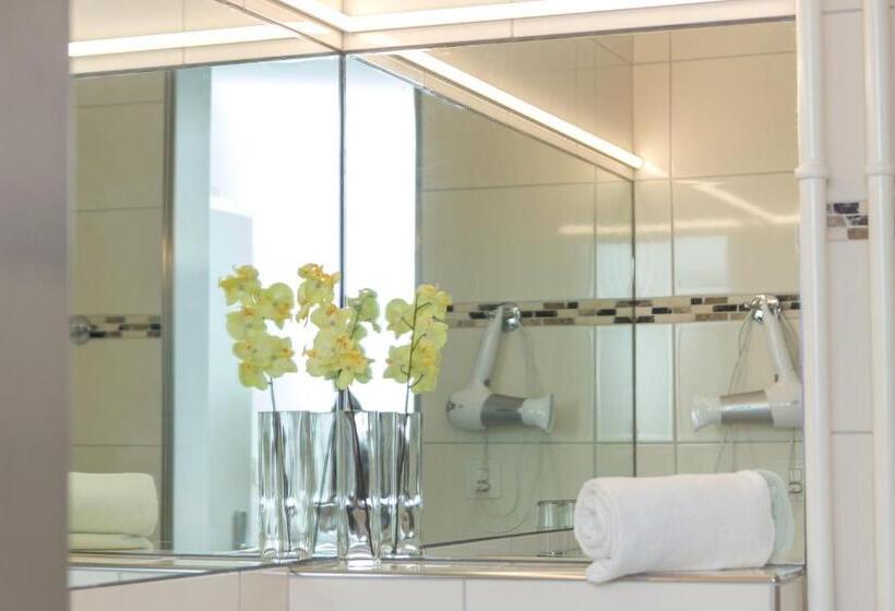 Полулюкс, Six