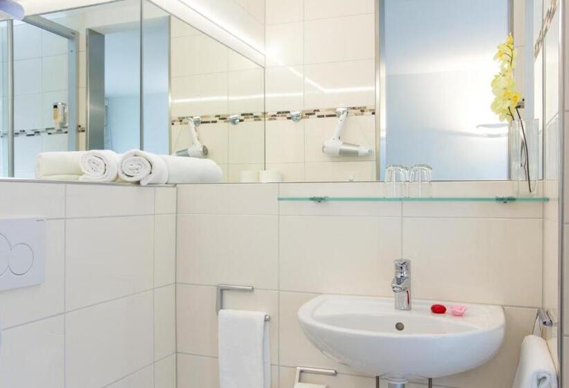 Полулюкс, Six