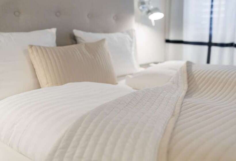 Полулюкс, Six