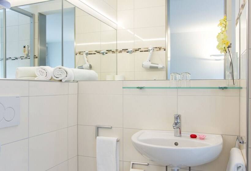 Полулюкс, Six