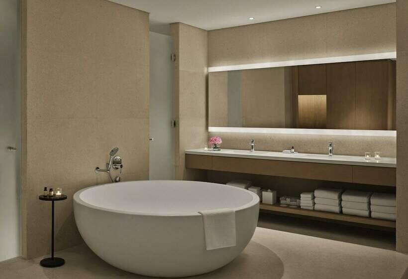 סטודיו סטנדרט מיטה זוגית, The Sanya Edition