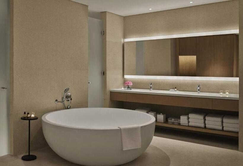 חדר סטודיו סטנדרד, The Sanya Edition