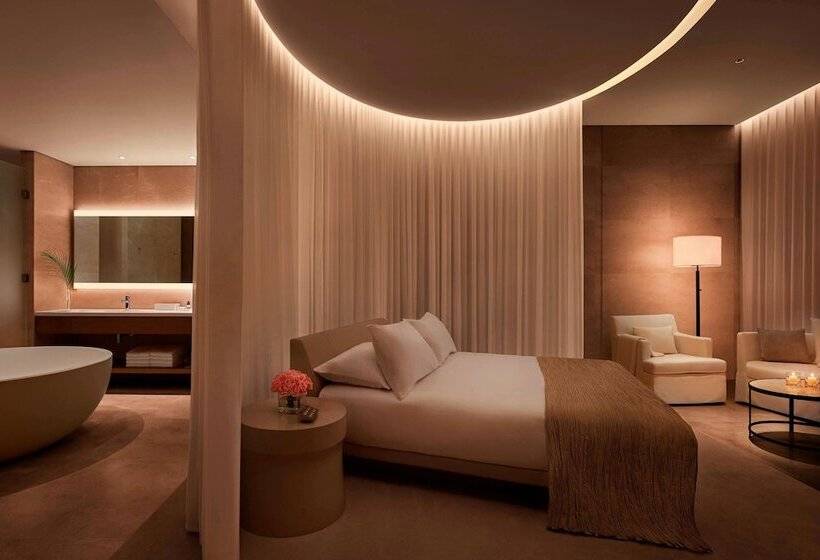 סטודיו סטנדרט מיטה זוגית, The Sanya Edition