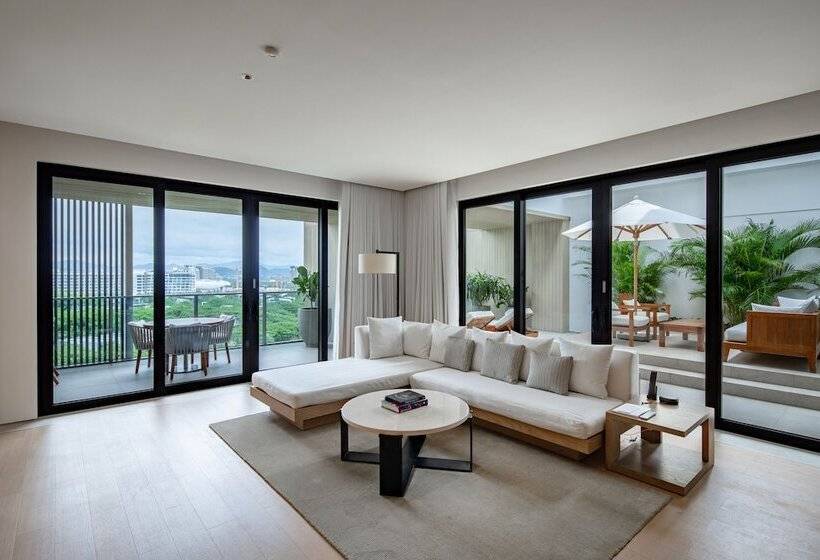 סוויטה עם טרסה, The Sanya Edition