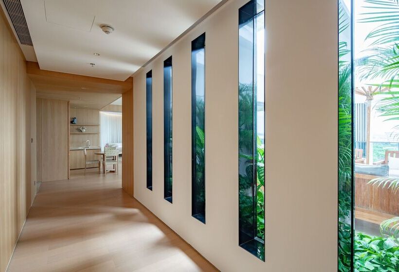 סוויטה עם טרסה, The Sanya Edition