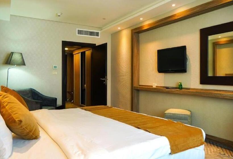 سوییت اجرایی, Mena Tyche Hotel Amman