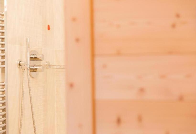 חדר סטנדרט עם מרפסת, Green Rose