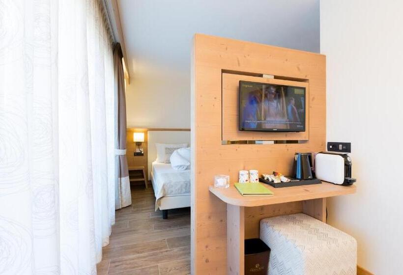 חדר סטנדרט לשלושה עם טרסה, Green Rose