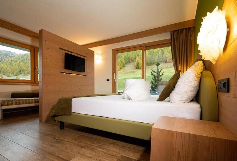 חדר דלוקס לשלושה, Green Rose