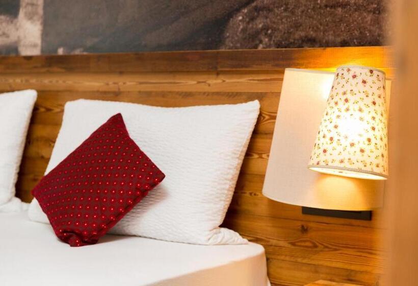 חדר דלוקס, Green Rose