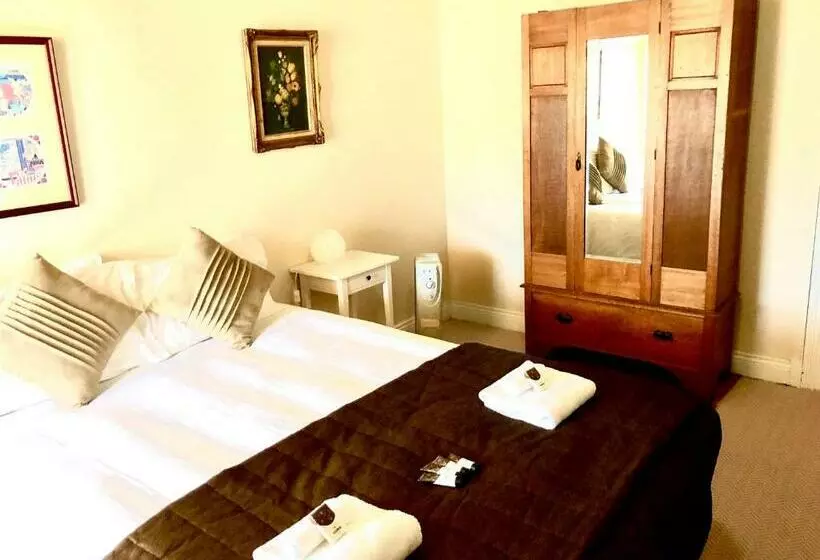 スタンダードルーム, Victoria And Albert Guesthouse