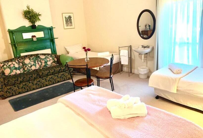 חדר משפחתי חדר אמבטיה משותף, Victoria And Albert Guesthouse