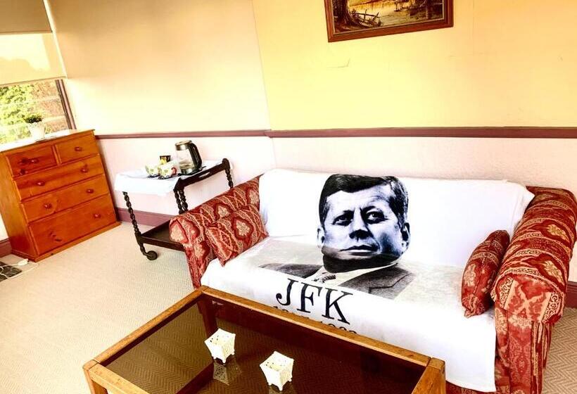 스위트 킹사이즈 침대, Victoria And Albert Guesthouse