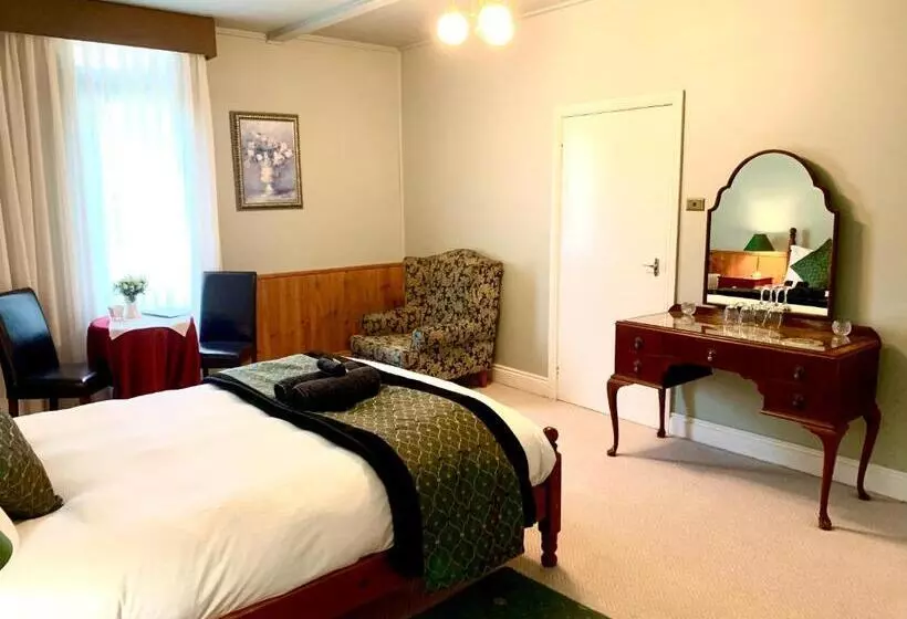 バスタブ付きスタンダードルーム, Victoria And Albert Guesthouse