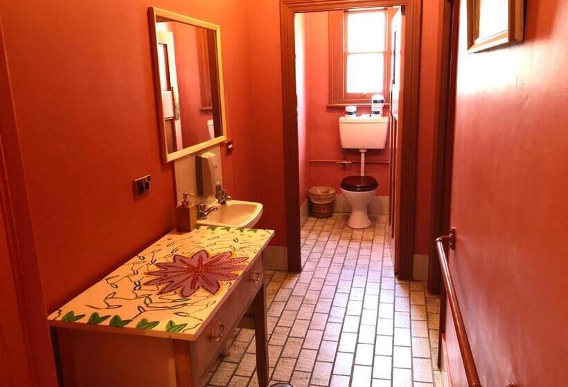 חדר סטנדרט חדר אמבטיה משותף, Victoria And Albert Guesthouse