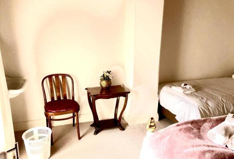 חדר סטנדרט חדר אמבטיה משותף, Victoria And Albert Guesthouse