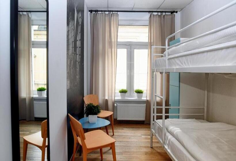 Standaardkamer met Stapelbedden, Warsaw Hostel Centrum Private Rooms & Dorms