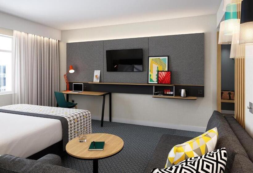 חדר סטנדרט עם מיטת קינג, Holiday Inn Blackpool, An Ihg