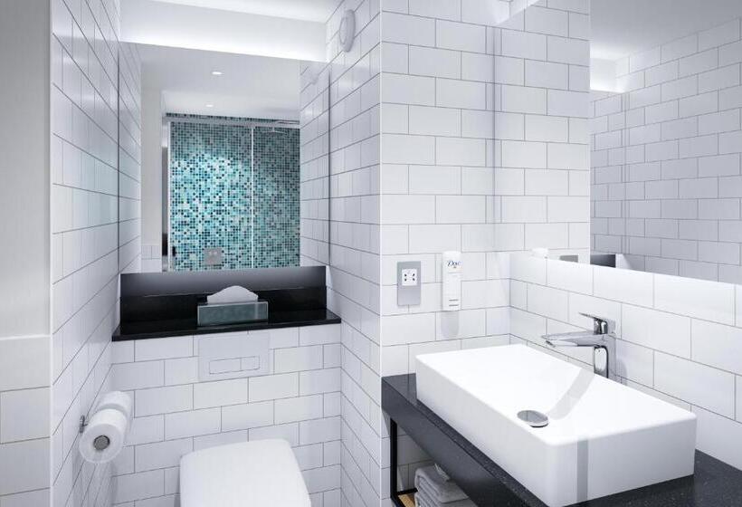 Номер Премиум, Holiday Inn Blackpool, An Ihg
