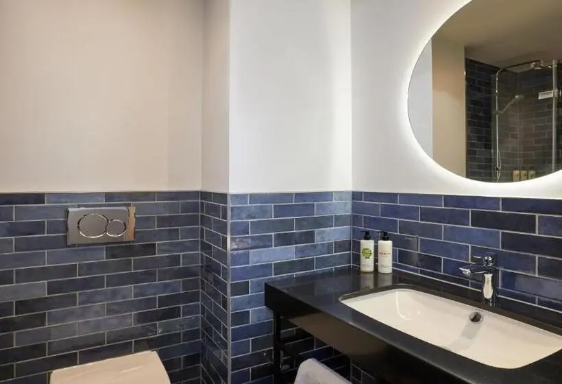 キングサイズベッドのスタンダードルーム, Indigo Coventry, An Ihg