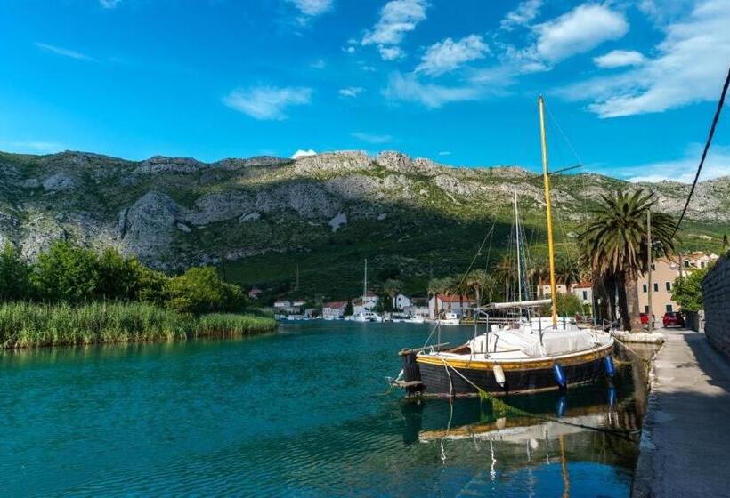 آپارتمان 2 خوابه با تراس, Apartments Azzurro