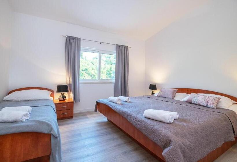 آپارتمان 2 خوابه با تراس, Apartments Azzurro