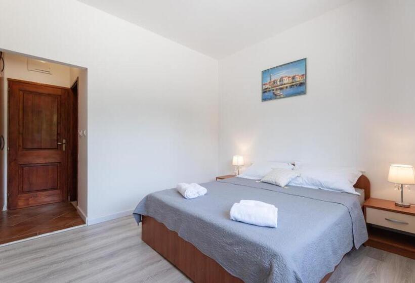 آپارتمان 3 خوابه, Apartments Azzurro