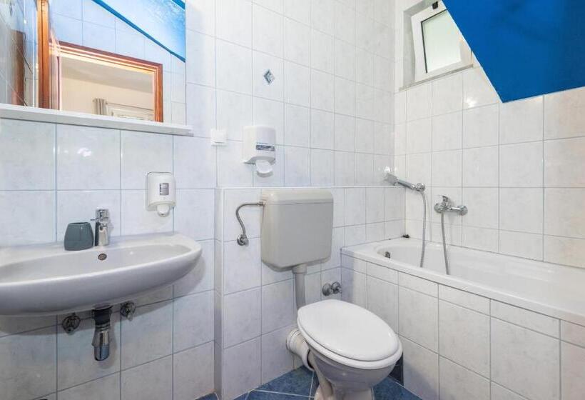 آپارتمان 3 خوابه, Apartments Azzurro