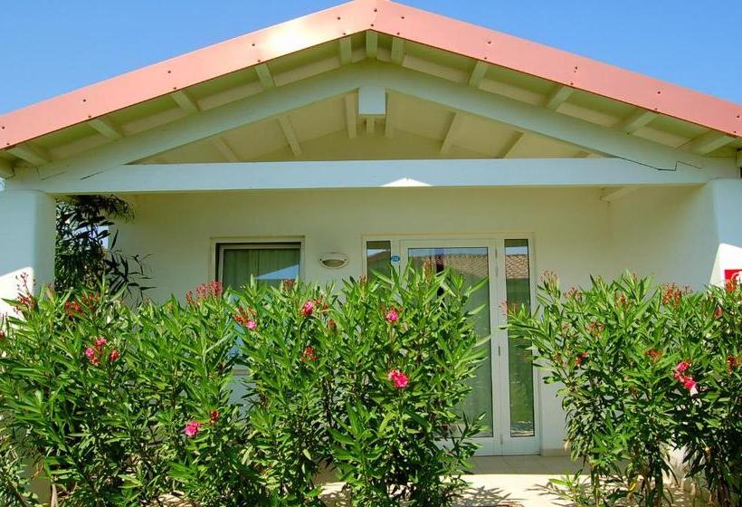 Семейный Номер, Budoni Beach