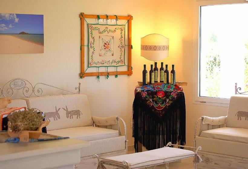 غرفة سوبيريور عائلية, Budoni Beach