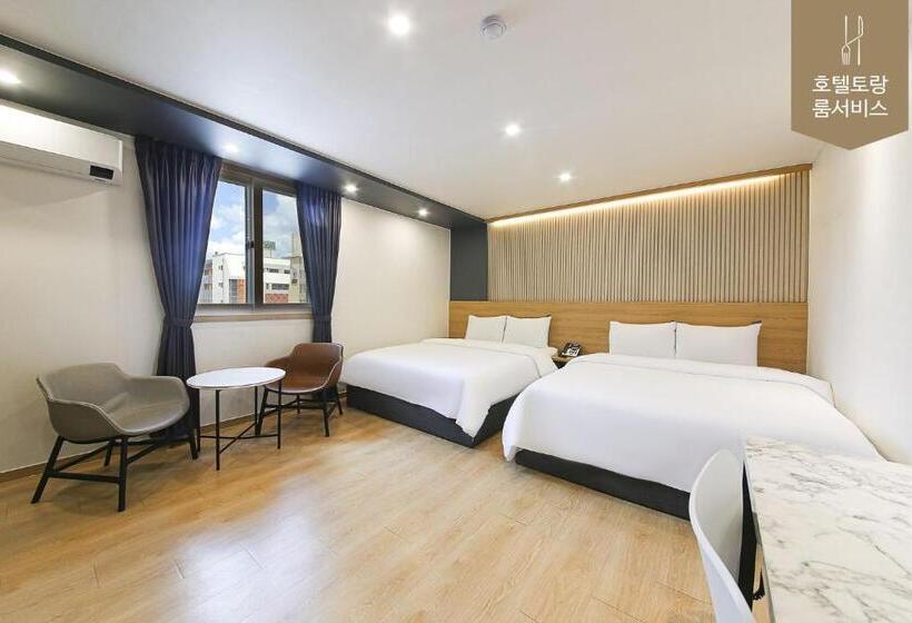 Family Room, Torang Jeonju