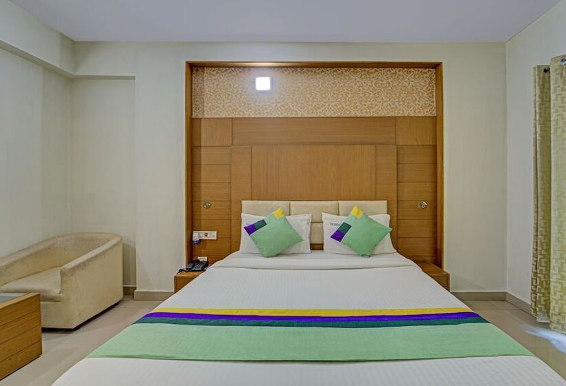 デラックスルーム, Fabhotel The Green City   Nr Jawaharlal Nehru Stadium & Government Museum Chennai