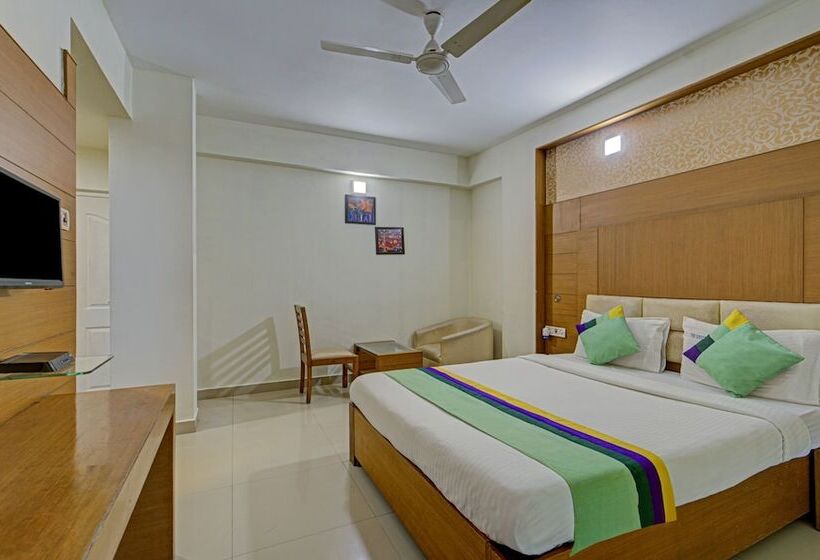 اتاق لوکس, Fabhotel The Green City   Nr Jawaharlal Nehru Stadium & Government Museum Chennai