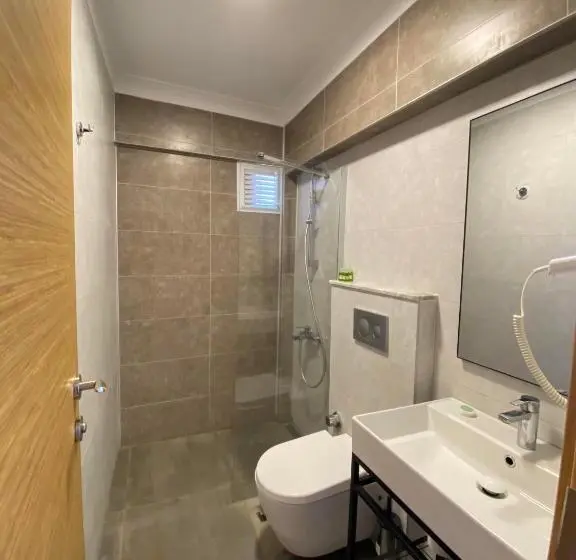 Perhestudio, Gülhan City Otel