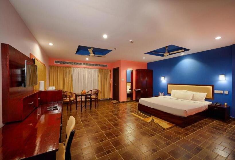 Номер Deluxe, Misty Gate