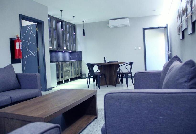 سوییت خانوادگی, Urban Bliss