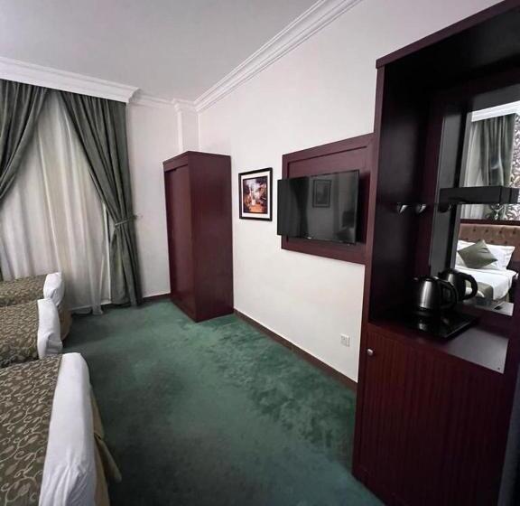 标准三人间, فندق وردة الريان