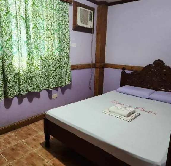 スタンダードルーム, Small Room In Casa De Piedra Pension House