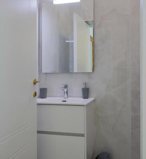 شقة ديلوكس غرفة واحدة, Al Castello Avezzano