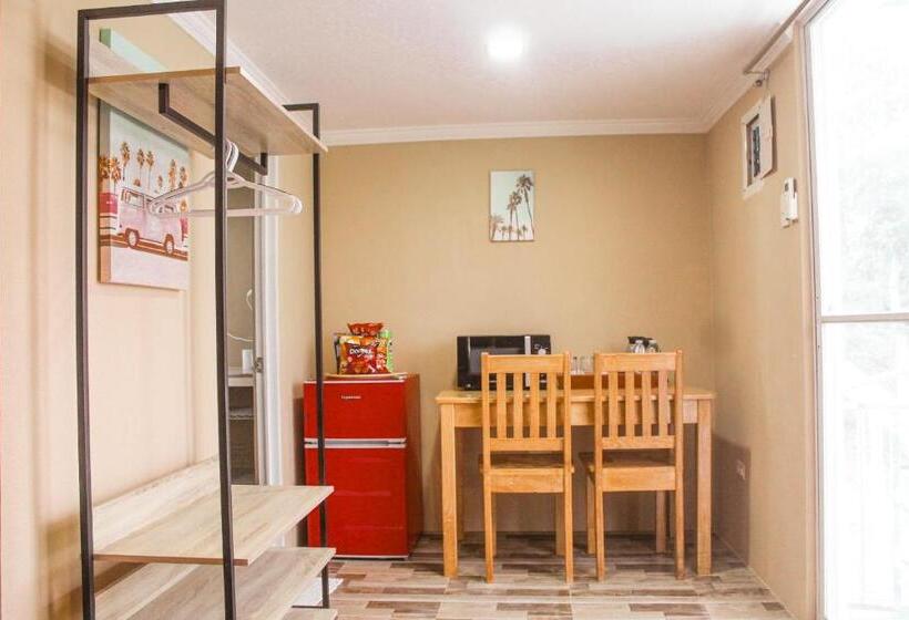 Номер Deluxe с Балконом, Joe S Castle