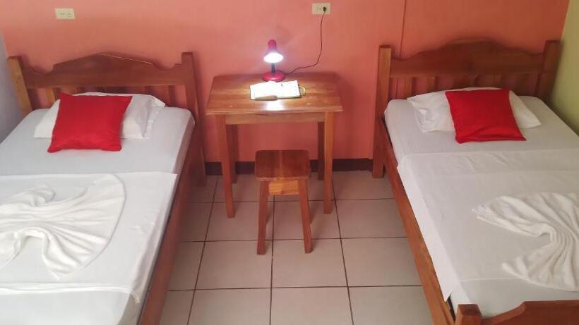 Standard room with outdoor bath, Hostal Miraflores B&b