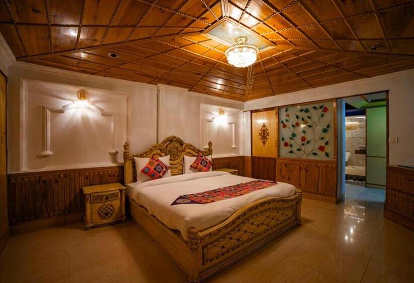 1 Bedroom Apartment Lake View, Aman The Lake Side