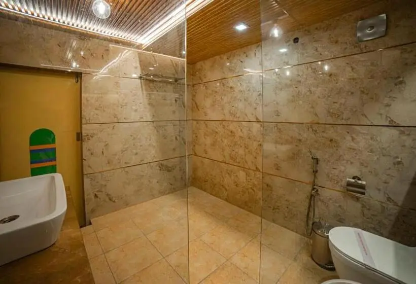 1 Bedroom Apartment Lake View, Aman The Lake Side