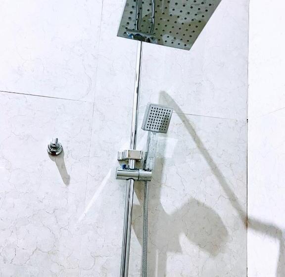 기본룸, East Africa Hotel By Monalisa