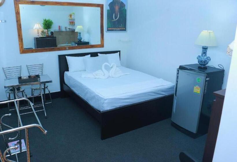 Номер Стандарт, Hambantota Beach